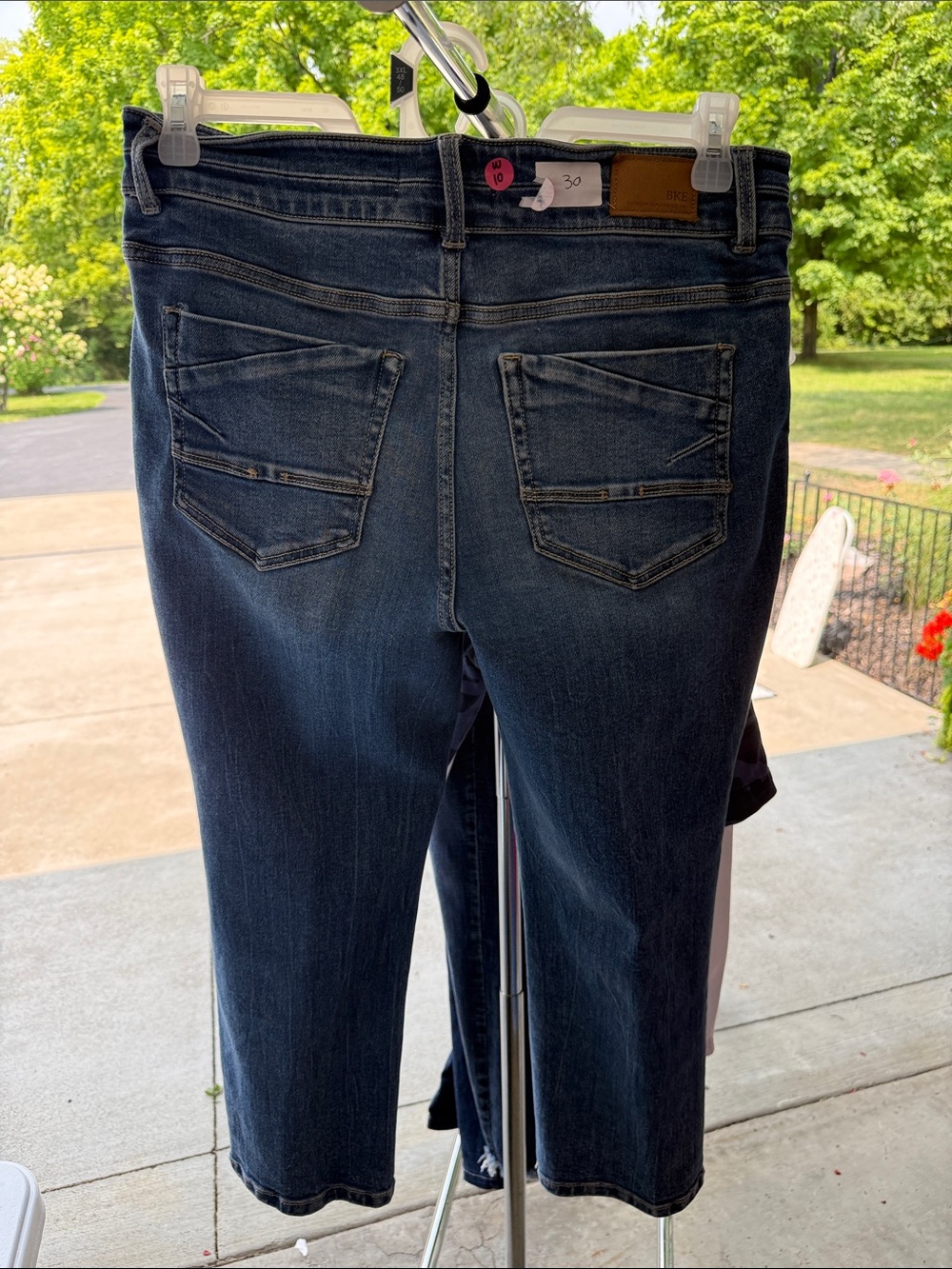 BKE Dark Blue Cropped Women’s Jeans - Back Pocket Detail